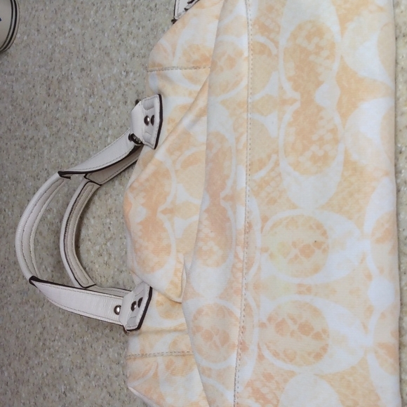 Coach Handbag - Picture 2 of 6